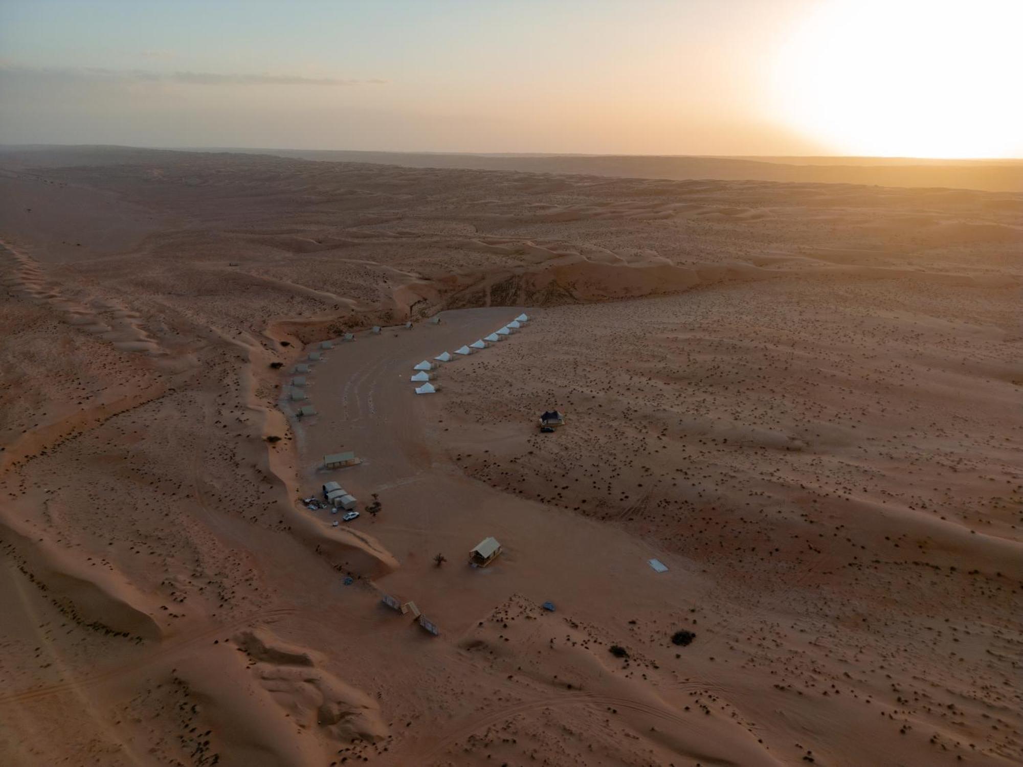 Adventurer Camp Hotell Al Wāşil Exteriör bild