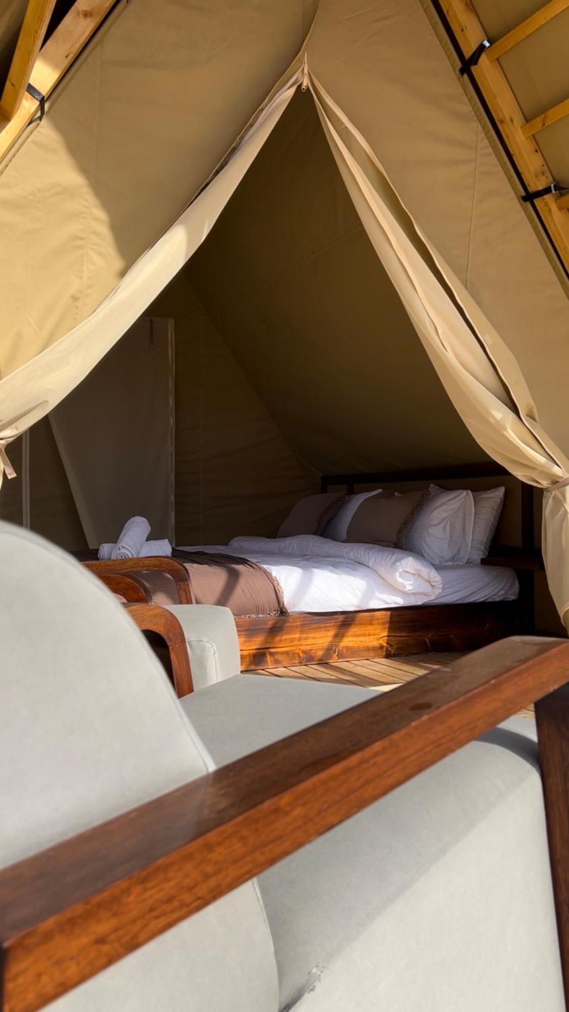Adventurer Camp Hotell Al Wāşil Exteriör bild
