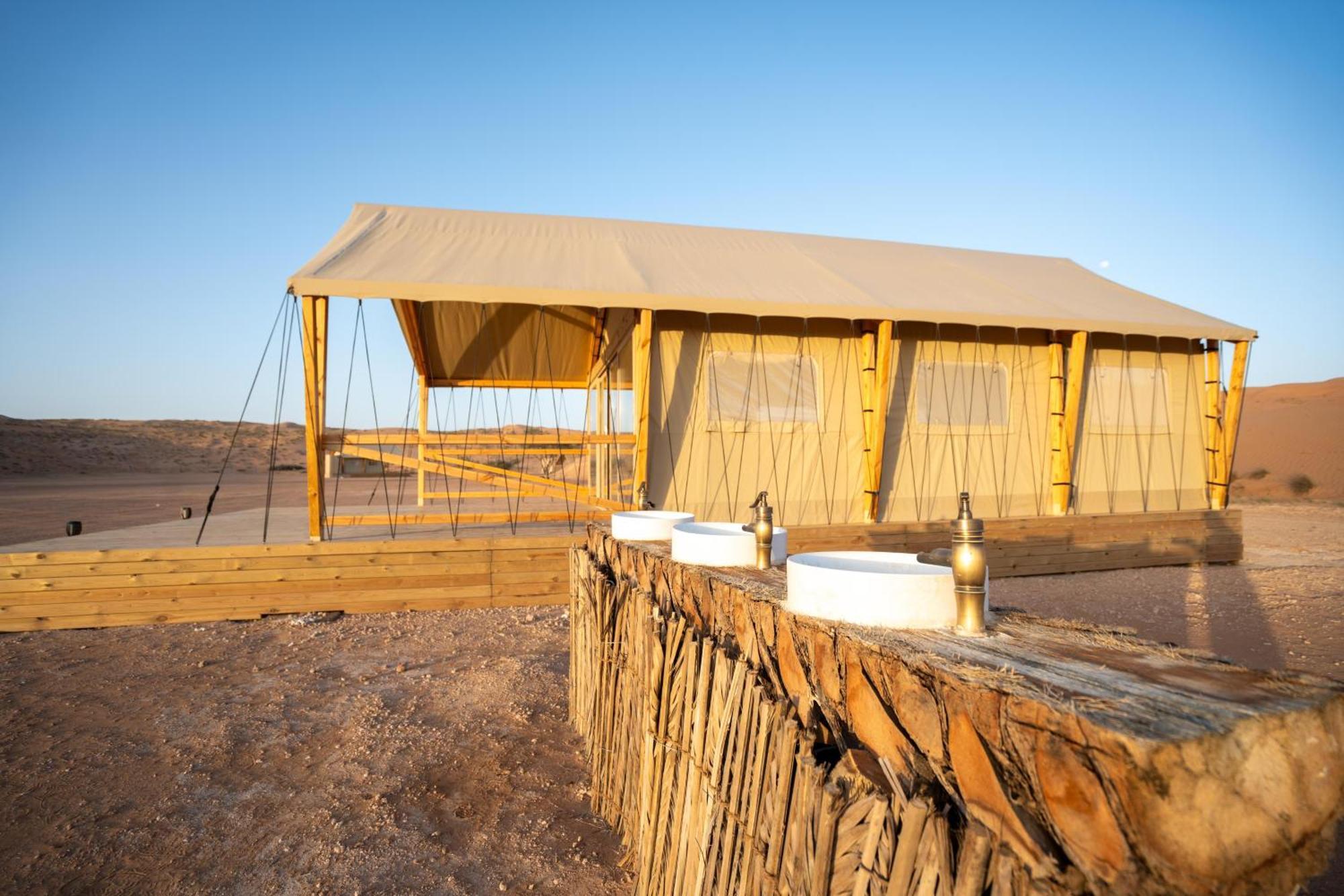 Adventurer Camp Hotell Al Wāşil Exteriör bild